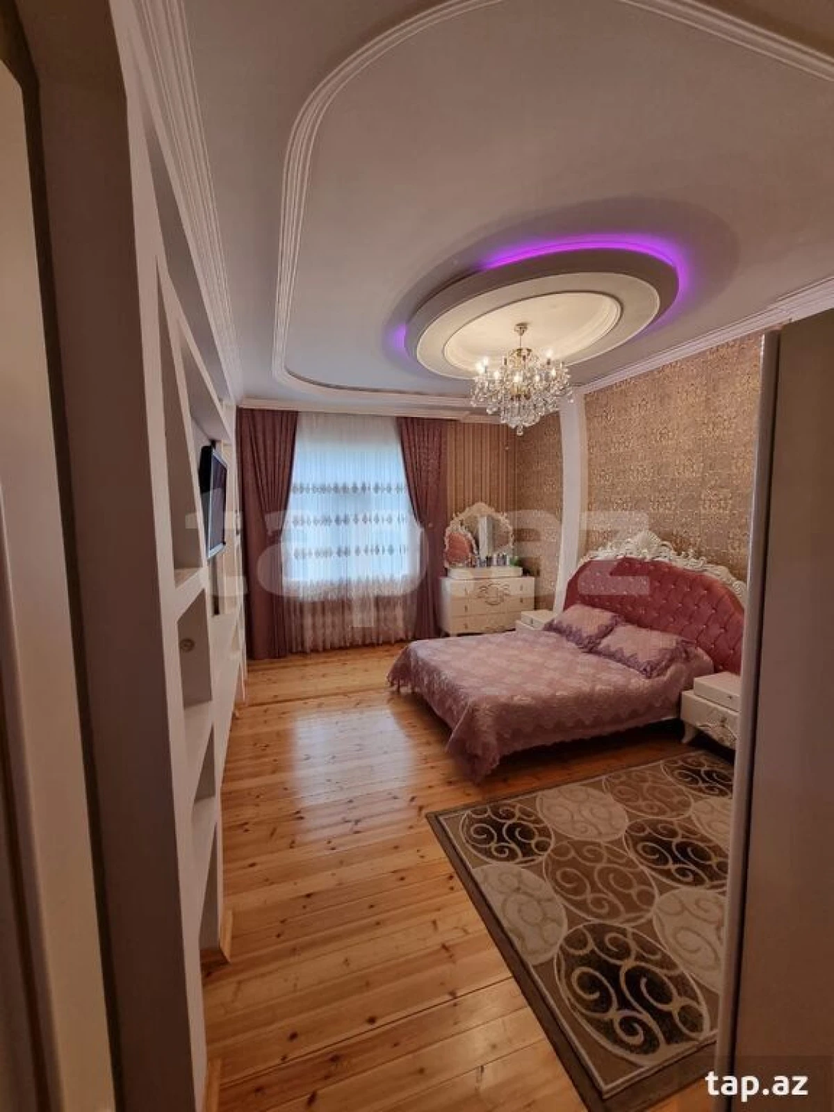 Satılır 7 otaqlı həyət evi