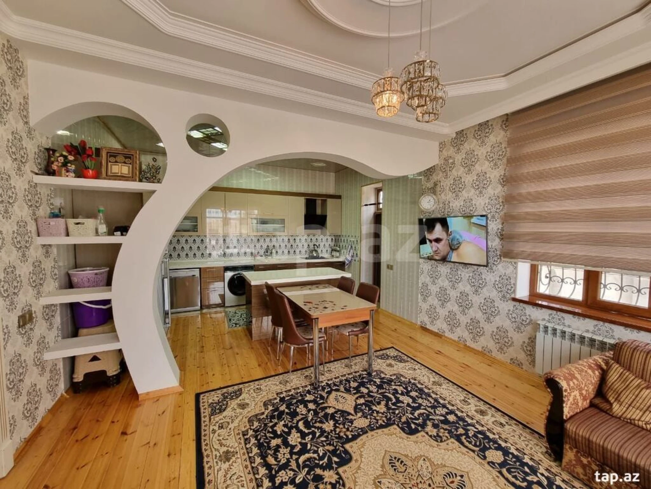 Satılır 7 otaqlı həyət evi