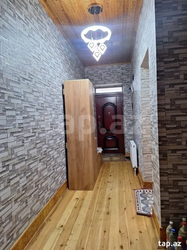 Satılır 4 otaqlı həyət evi