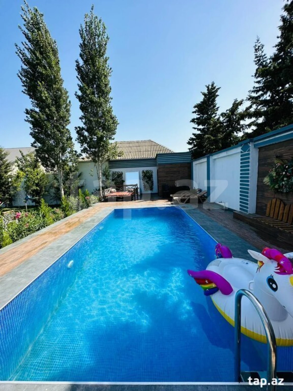 Kirayə verilir 4 otaqlı həyət evi 200 m²