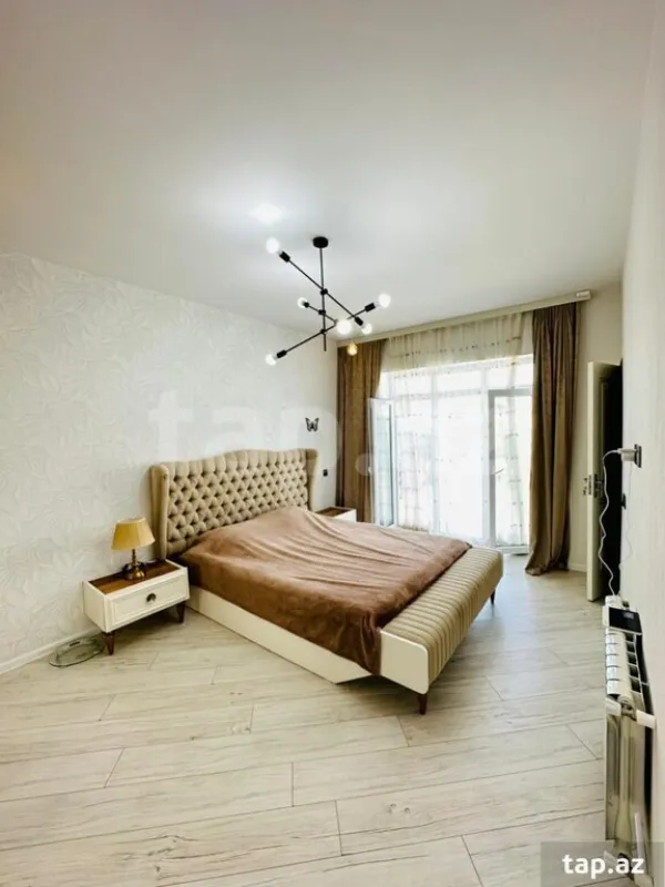 Kirayə verilir 4 otaqlı həyət evi 200 m²