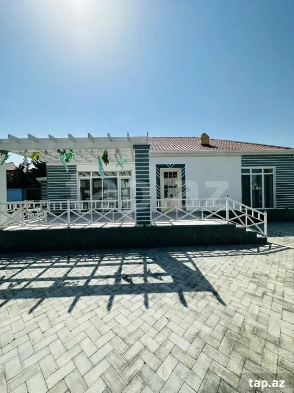 Kirayə verilir 4 otaqlı həyət evi 200 m²