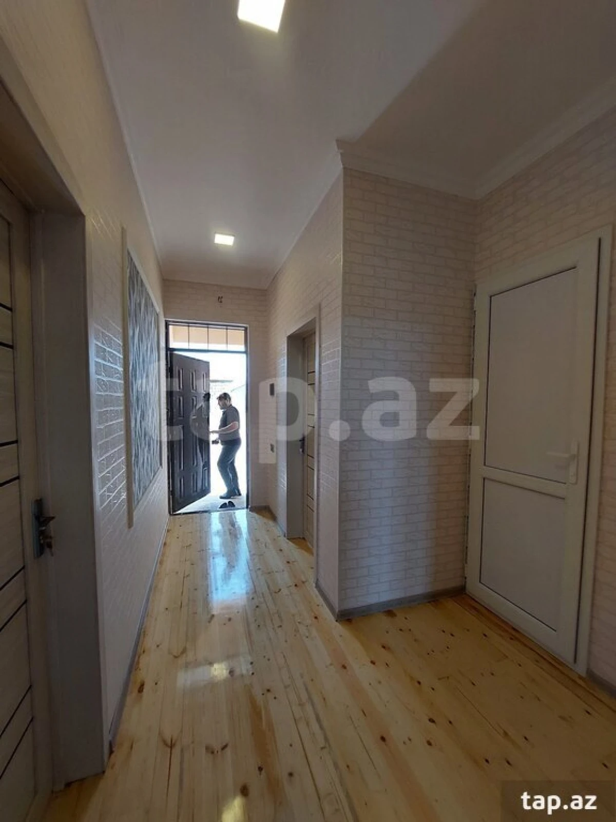 Satılır 3 otaqlı həyət evi