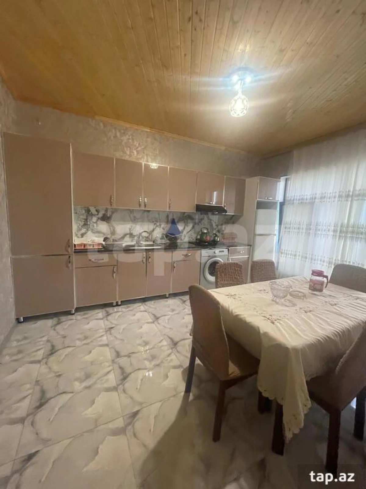 Kirayə verilir 3 otaqlı həyət evi