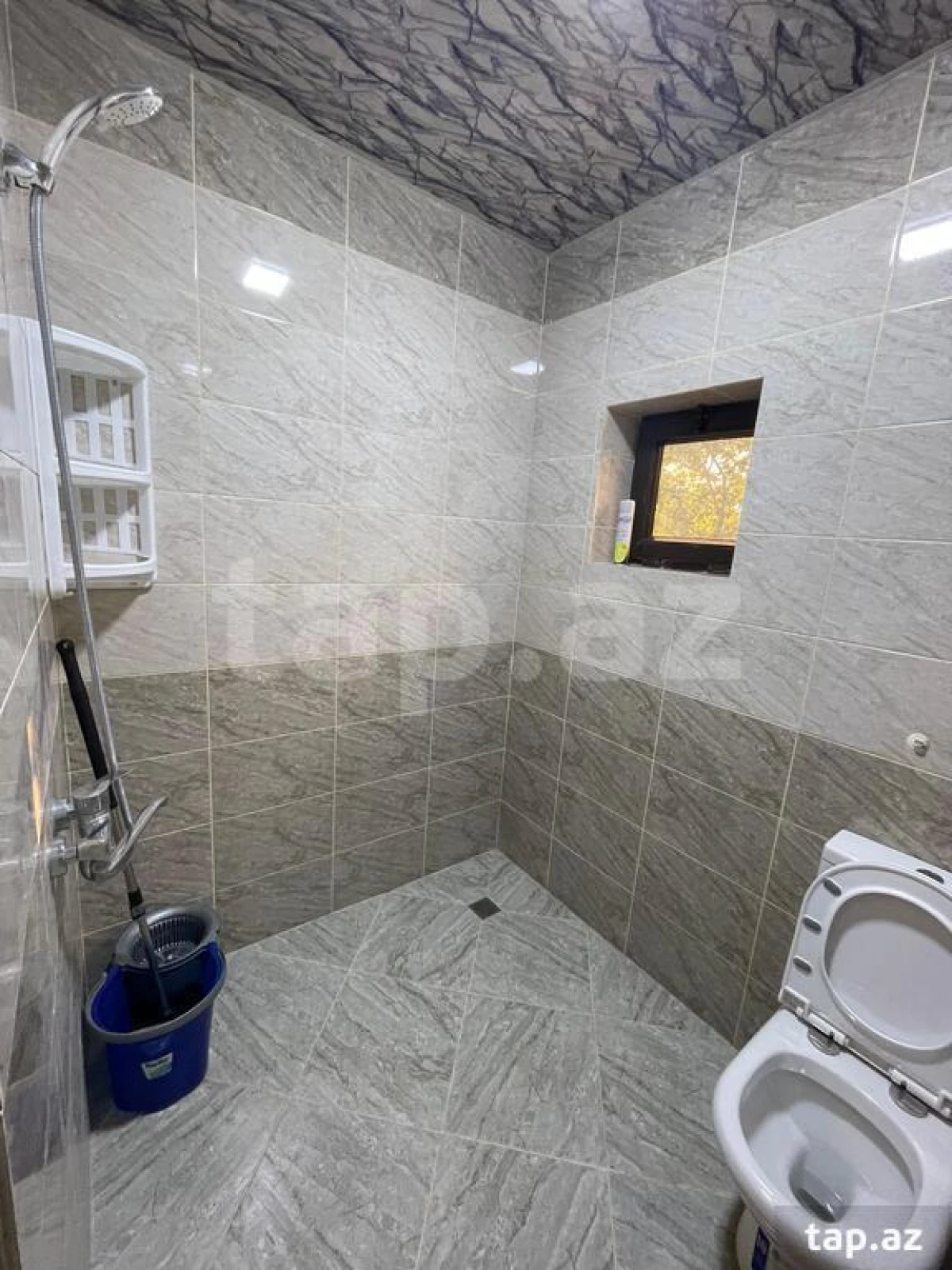 Kirayə verilir 3 otaqlı həyət evi