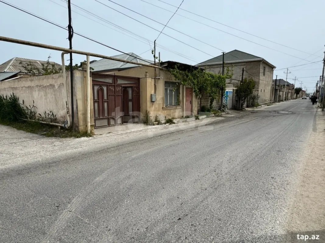 Satılır 3 otaqlı həyət evi