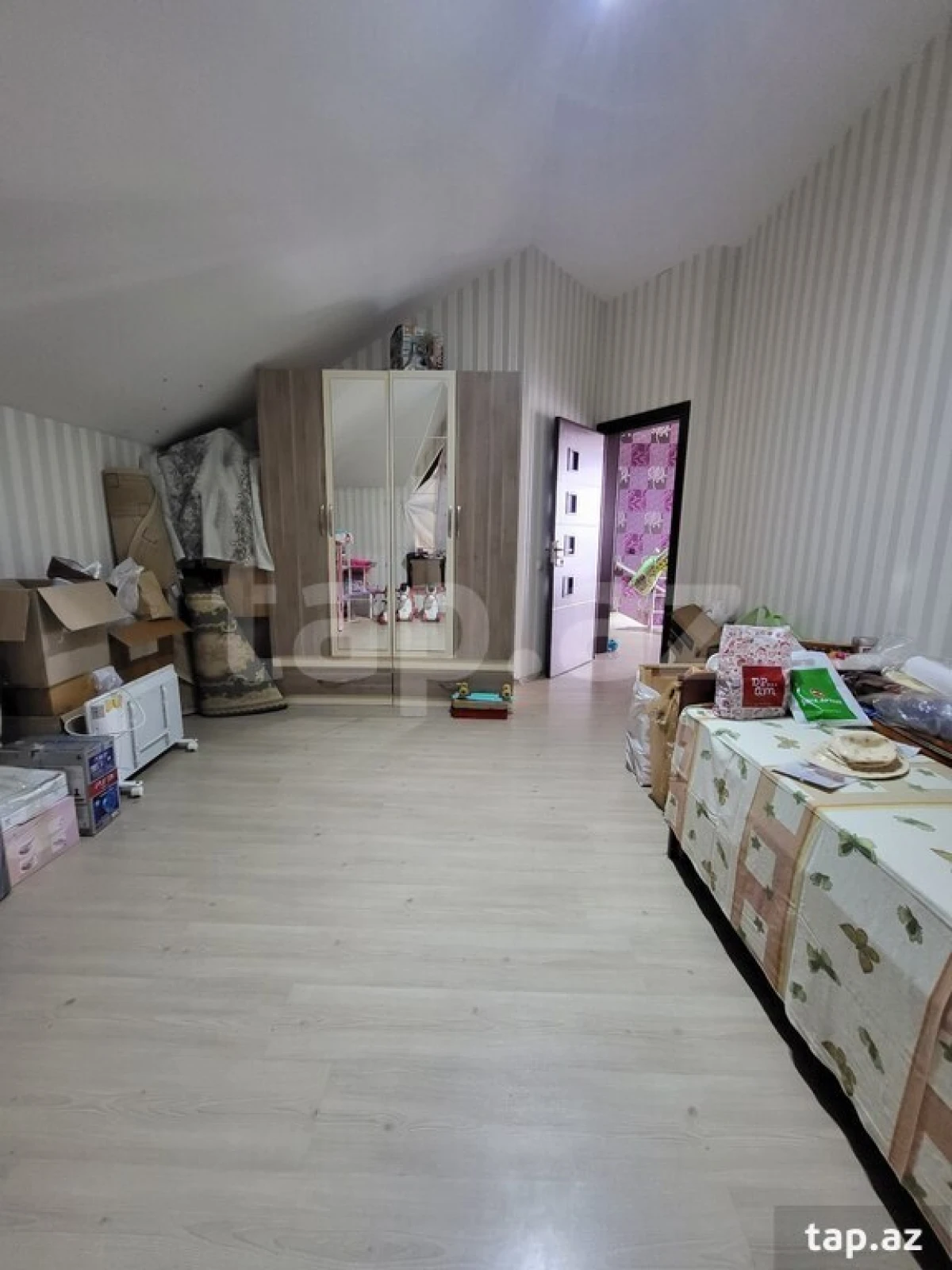 Satılır 5 otaqlı həyət evi