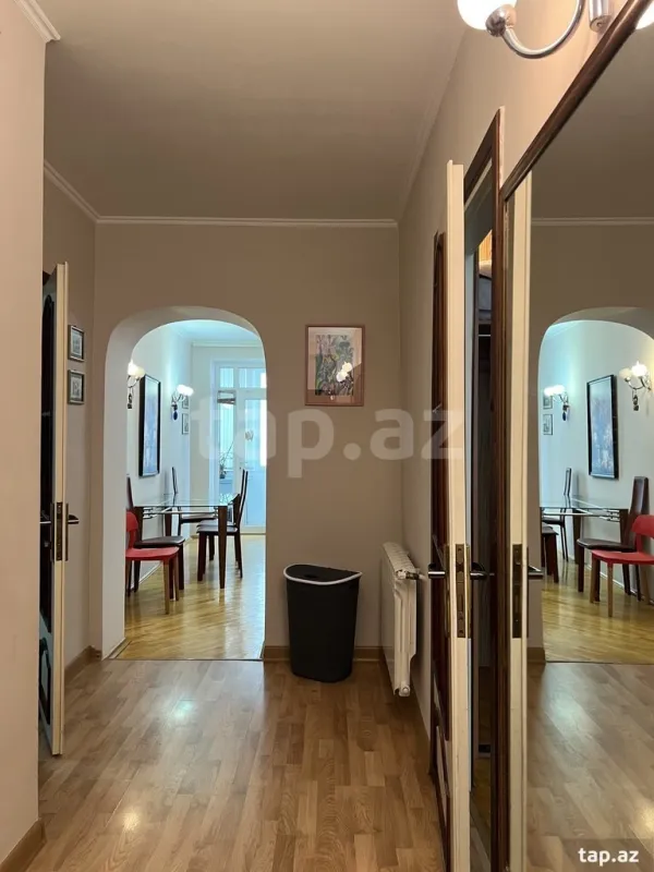 Kirayə verilir 2 otaqlı mənzil 65 m²