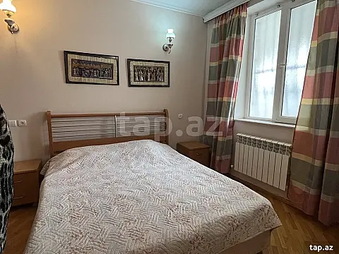 Kirayə verilir 2 otaqlı mənzil 65 m²