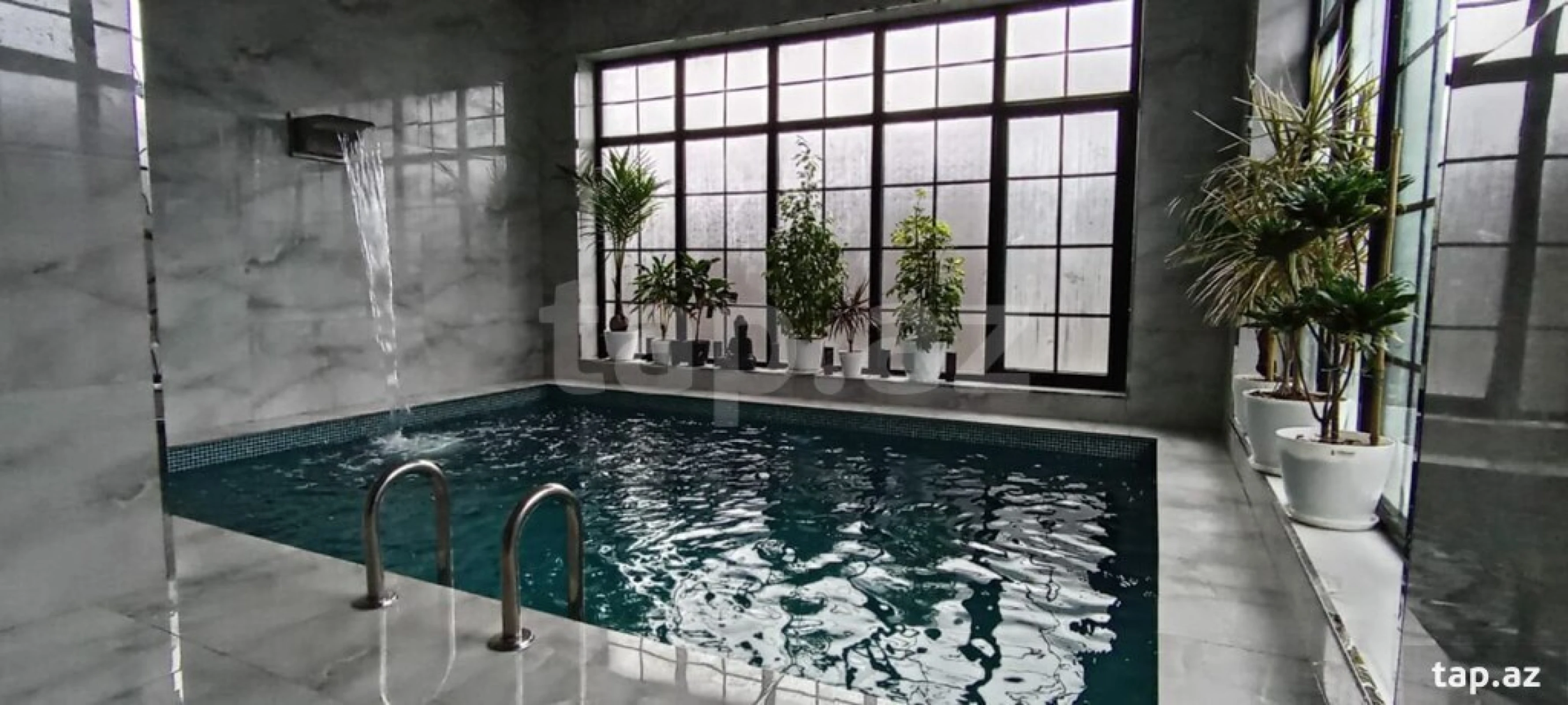 Kirayə verilir 5 otaqlı həyət evi 200 m²