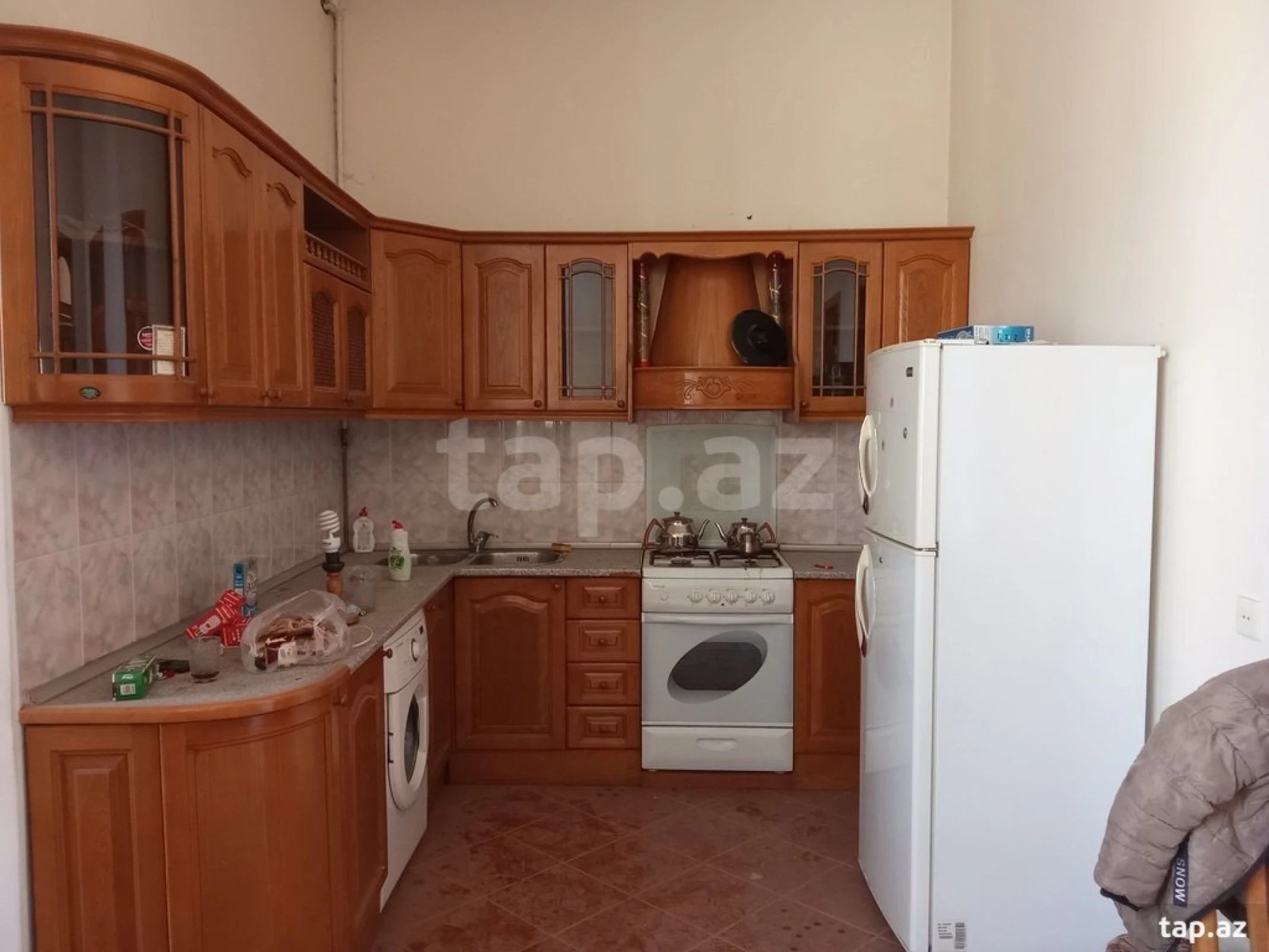 Kirayə verilir 3 otaqlı mənzil 120 m²