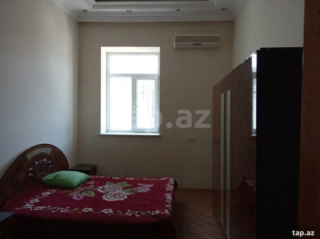 Kirayə verilir 3 otaqlı mənzil 120 m²