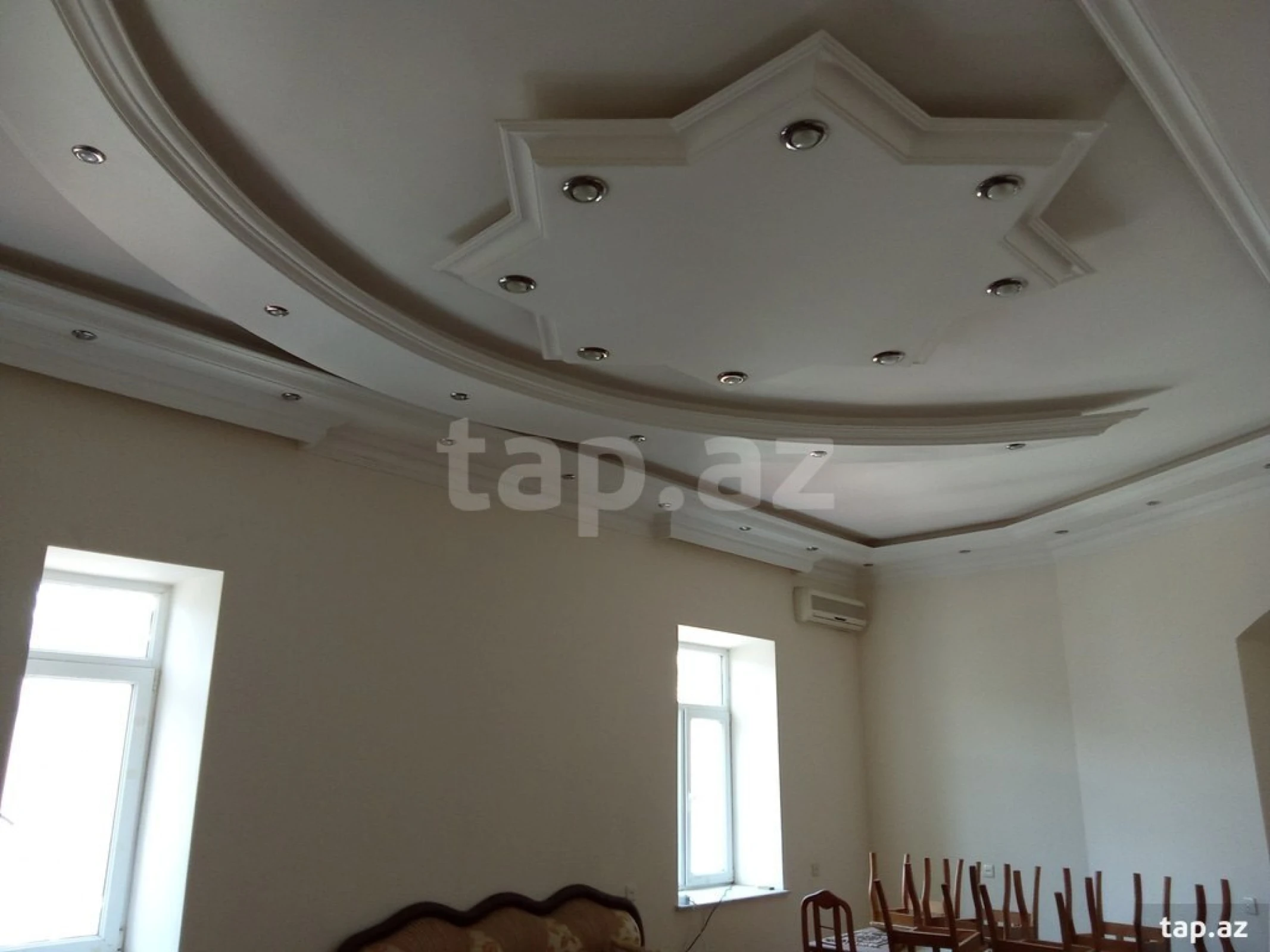 Kirayə verilir 3 otaqlı mənzil 120 m²