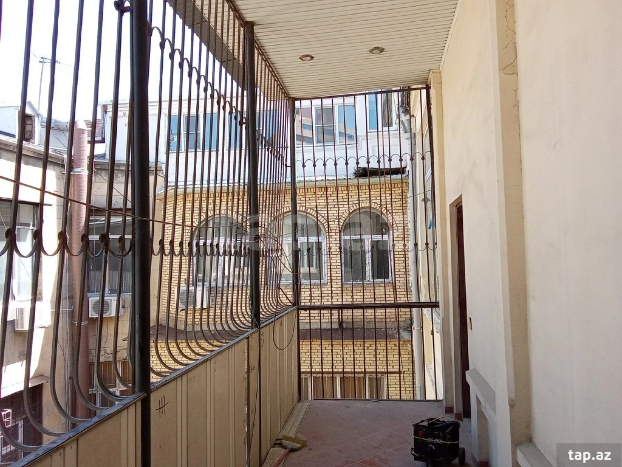 Kirayə verilir 3 otaqlı mənzil 120 m²