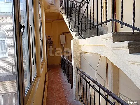 Kirayə verilir 3 otaqlı mənzil 120 m²