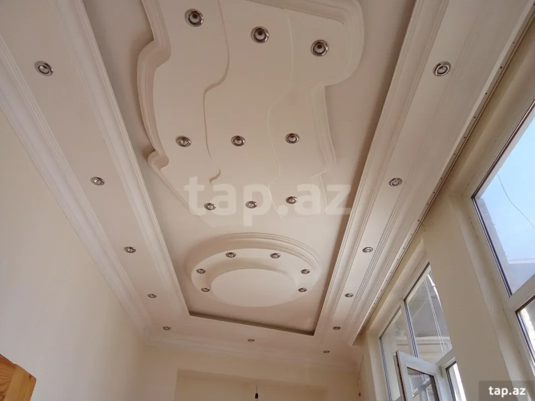 Kirayə verilir 3 otaqlı mənzil 120 m²