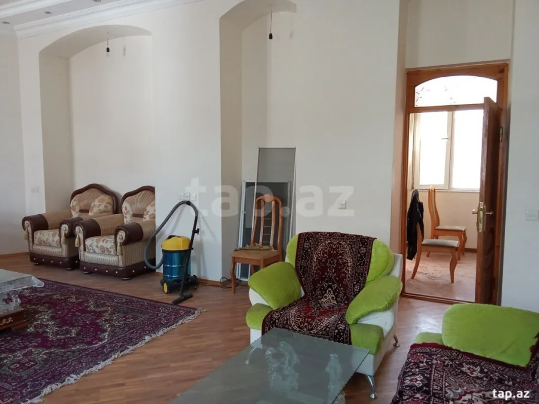 Kirayə verilir 3 otaqlı mənzil 120 m²