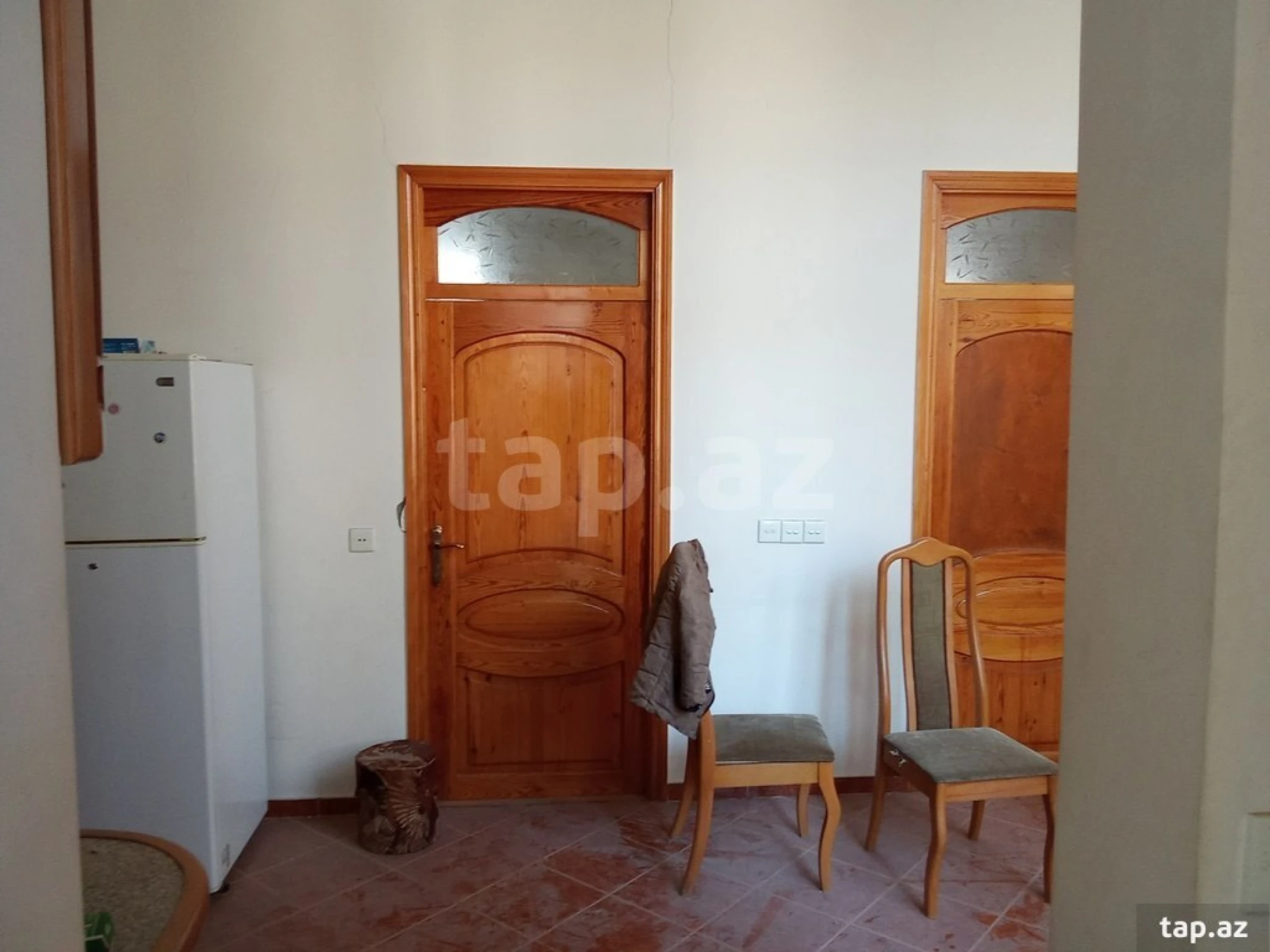 Kirayə verilir 3 otaqlı mənzil 120 m²