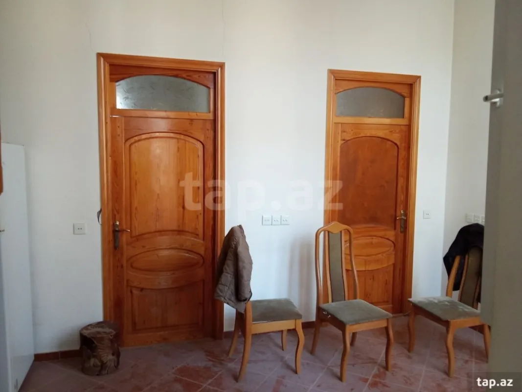 Kirayə verilir 3 otaqlı mənzil 120 m²