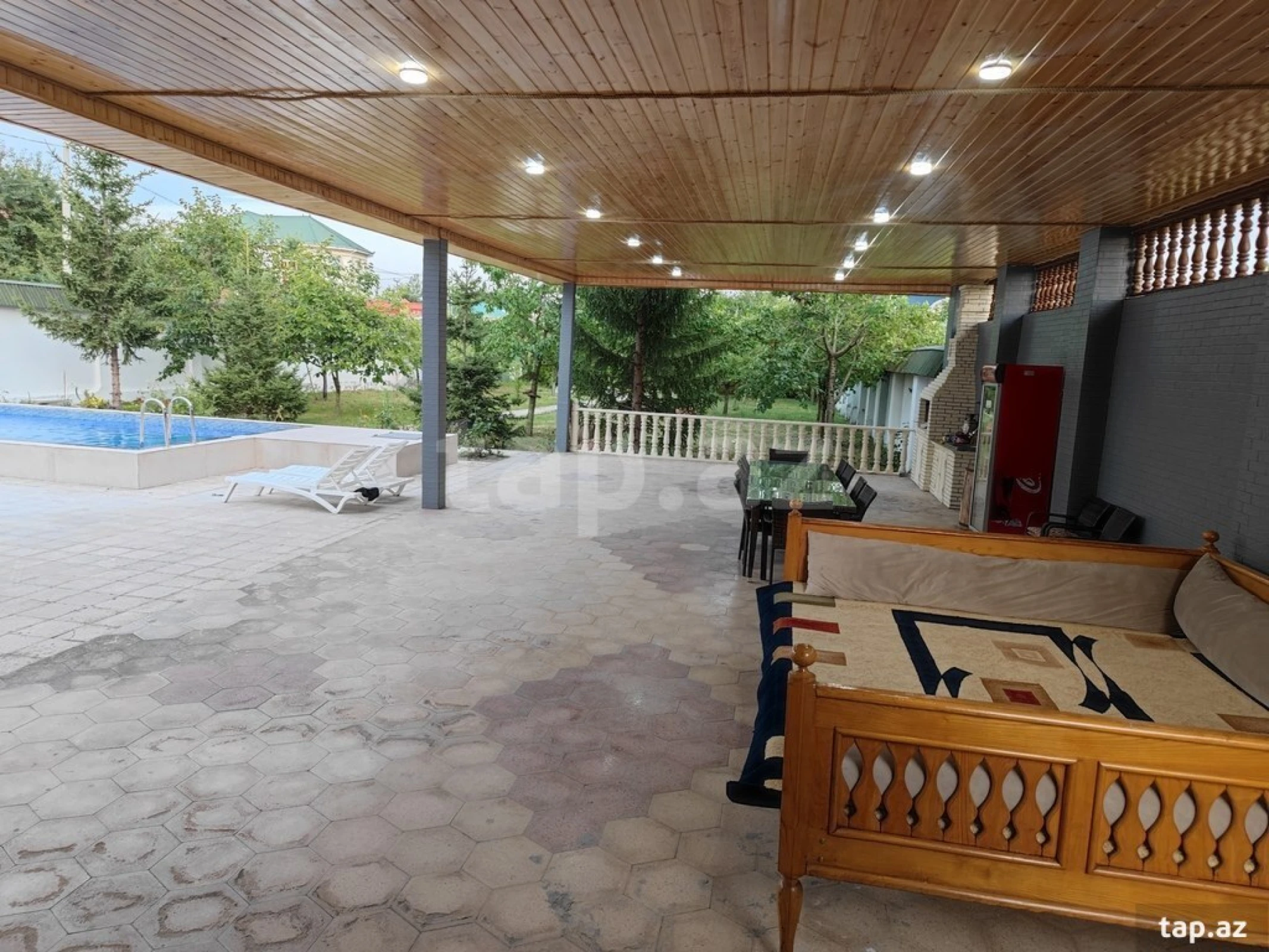 Kirayə verilir 7 otaqlı həyət evi