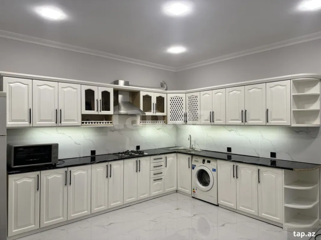 Kirayə verilir 7 otaqlı həyət evi