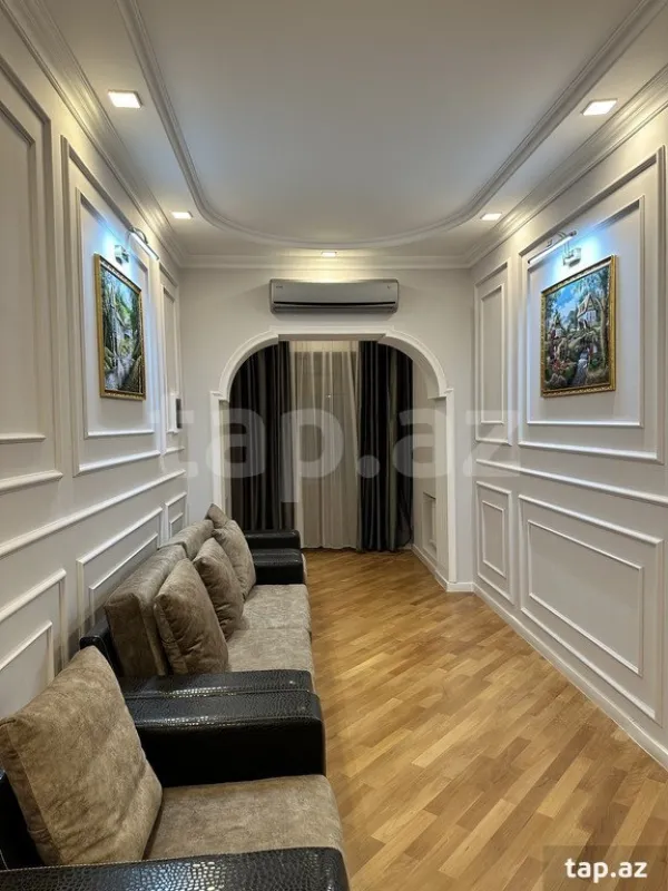 Kirayə verilir 7 otaqlı həyət evi