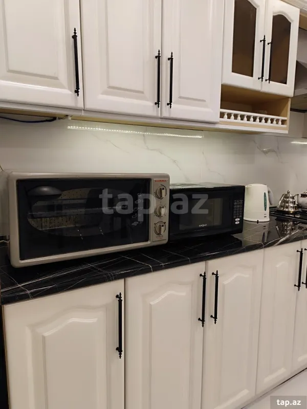 Kirayə verilir 7 otaqlı həyət evi