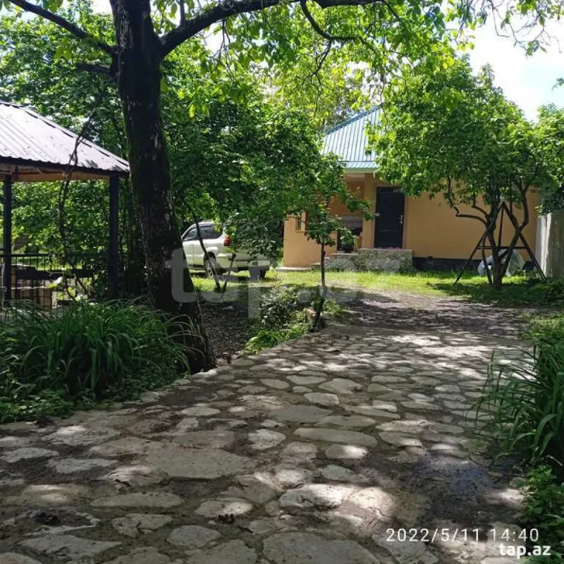 Kirayə verilir 2 otaqlı həyət evi