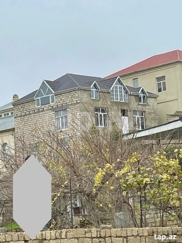 Satılır 4 otaqlı həyət evi