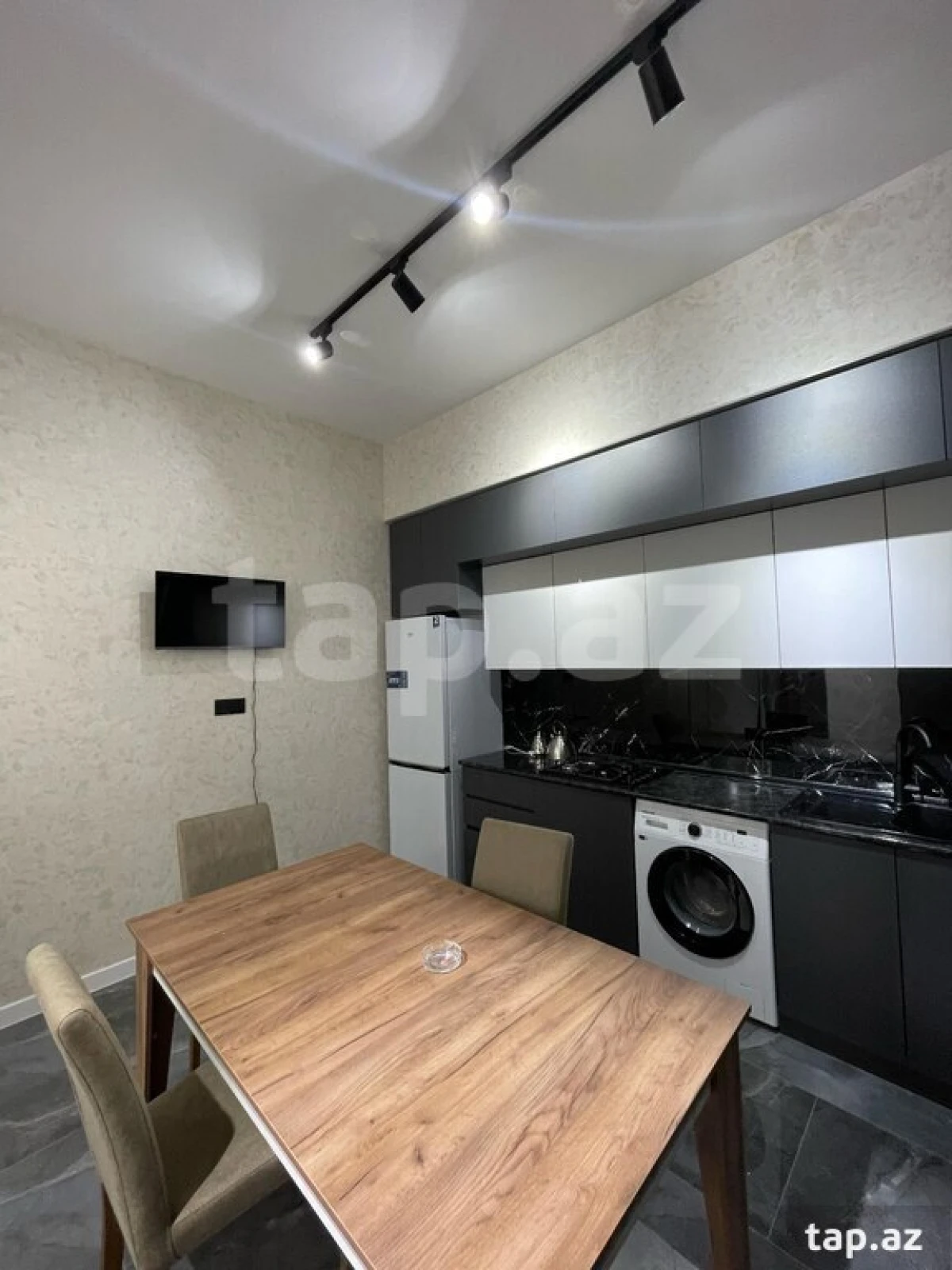 Kirayə verilir 4 otaqlı həyət evi 150 m²