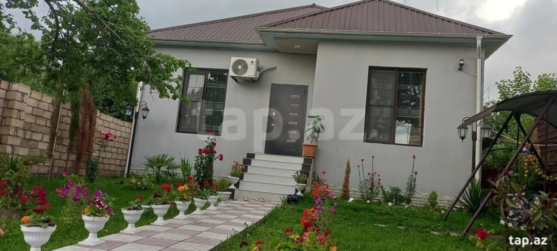 Kirayə verilir 3 otaqlı həyət evi