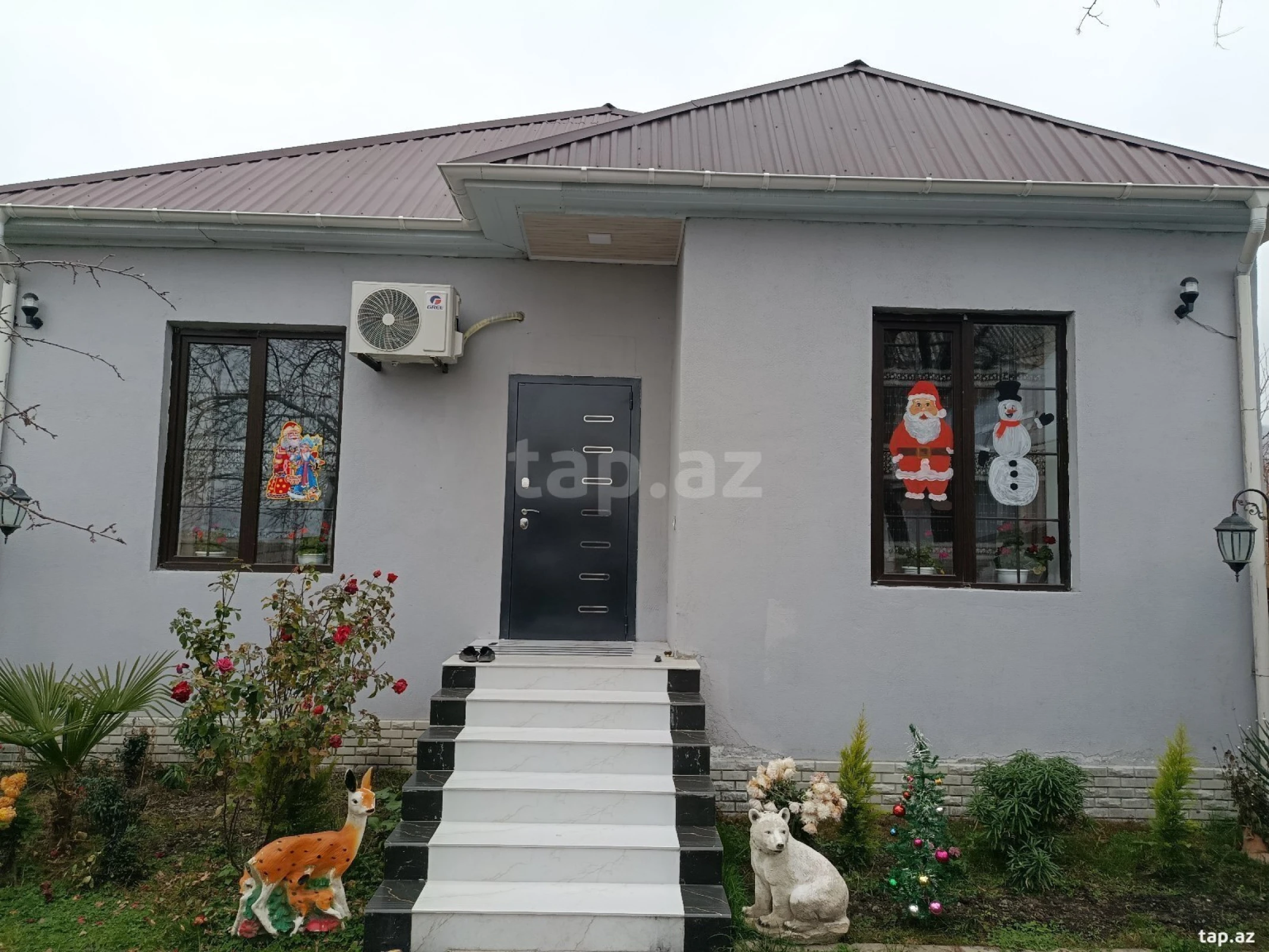 Kirayə verilir 3 otaqlı həyət evi