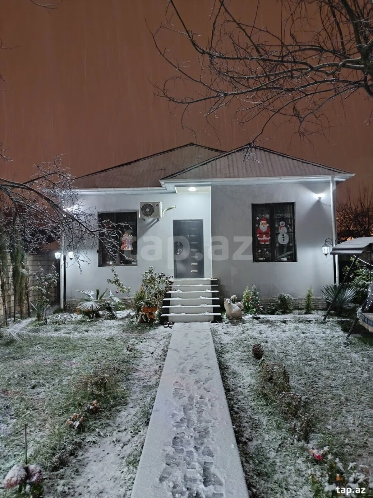 Kirayə verilir 3 otaqlı həyət evi