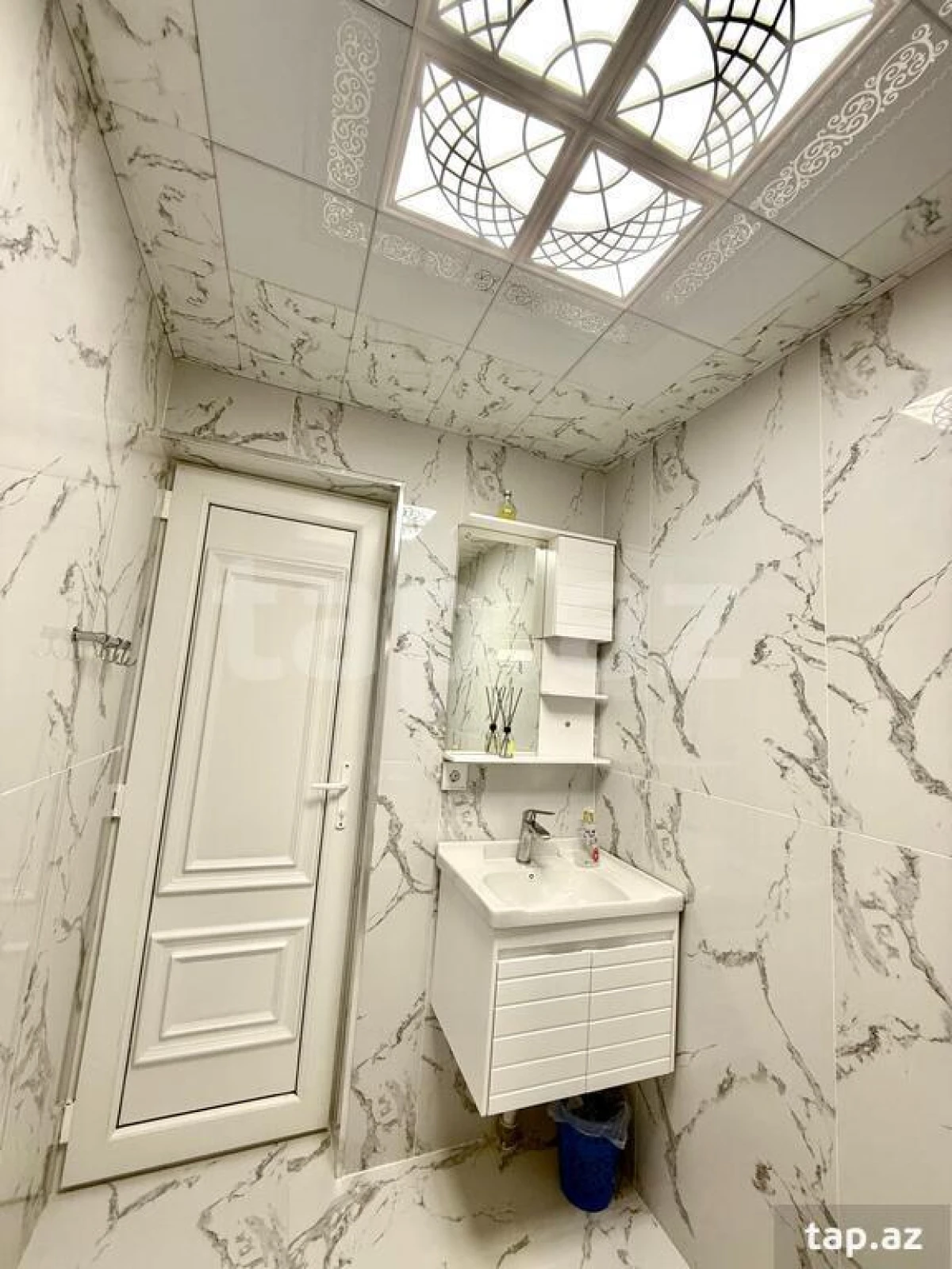 Kirayə verilir 3 otaqlı həyət evi