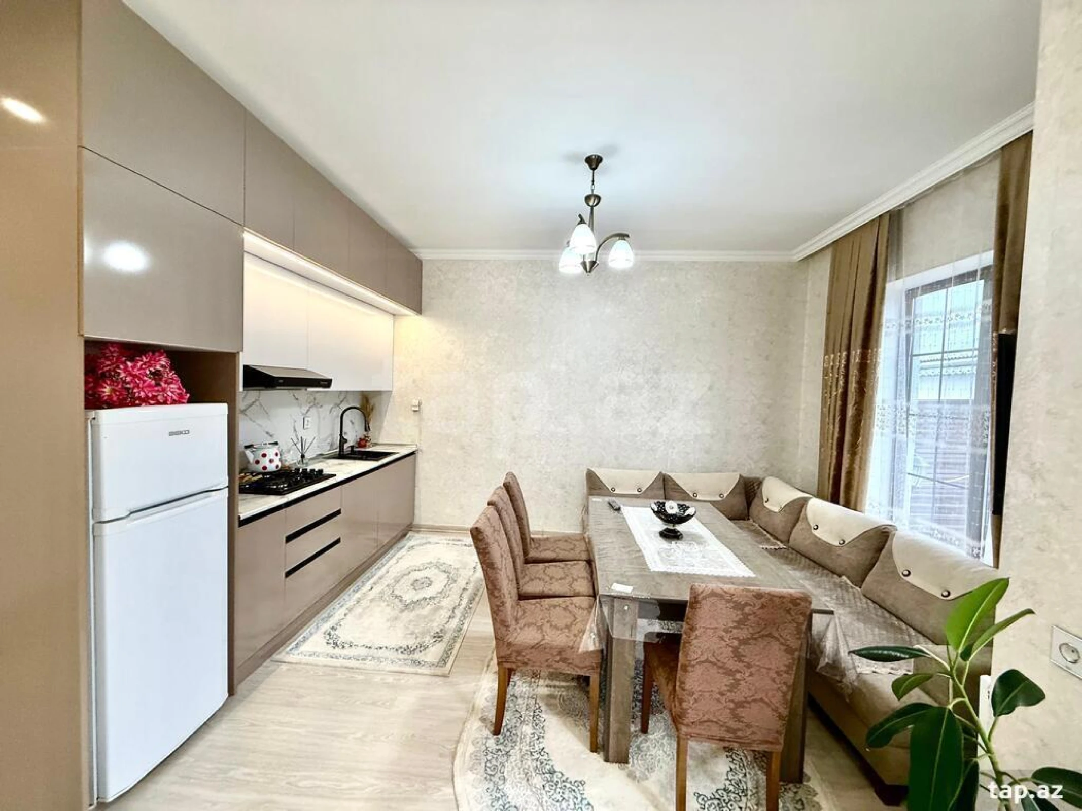 Kirayə verilir 3 otaqlı həyət evi