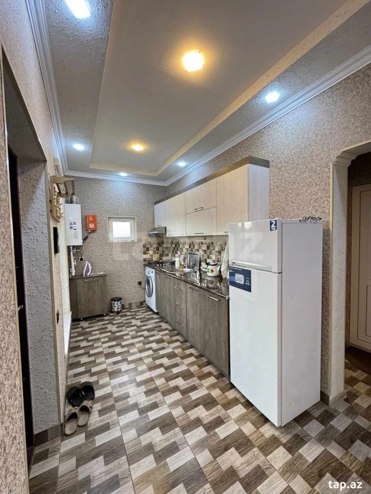 Kirayə verilir 3 otaqlı həyət evi