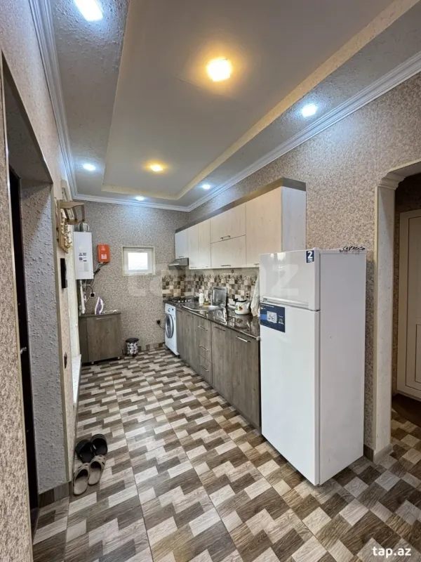 Kirayə verilir 3 otaqlı həyət evi