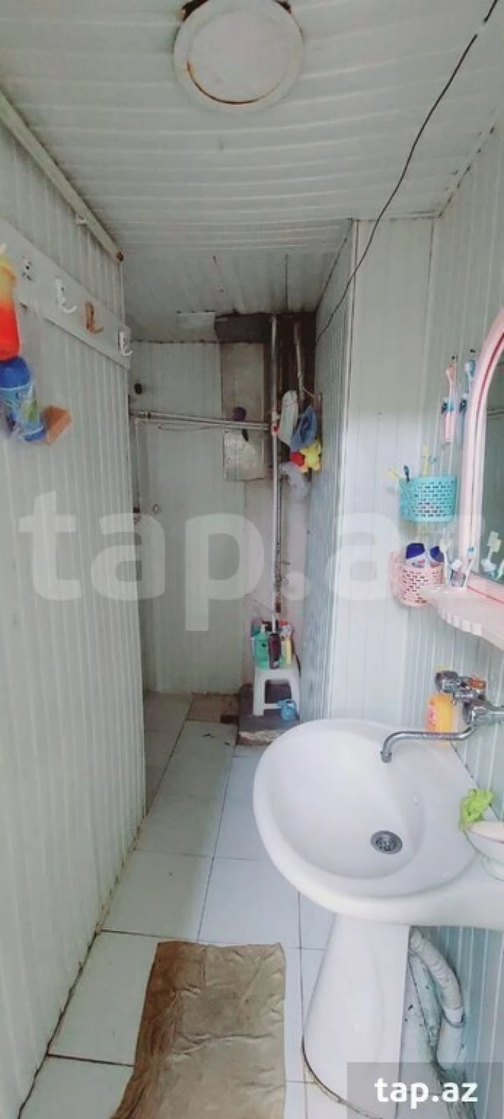 Satılır 4 otaqlı həyət evi