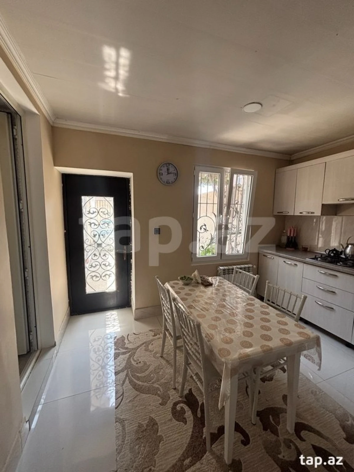 Satılır 4 otaqlı həyət evi