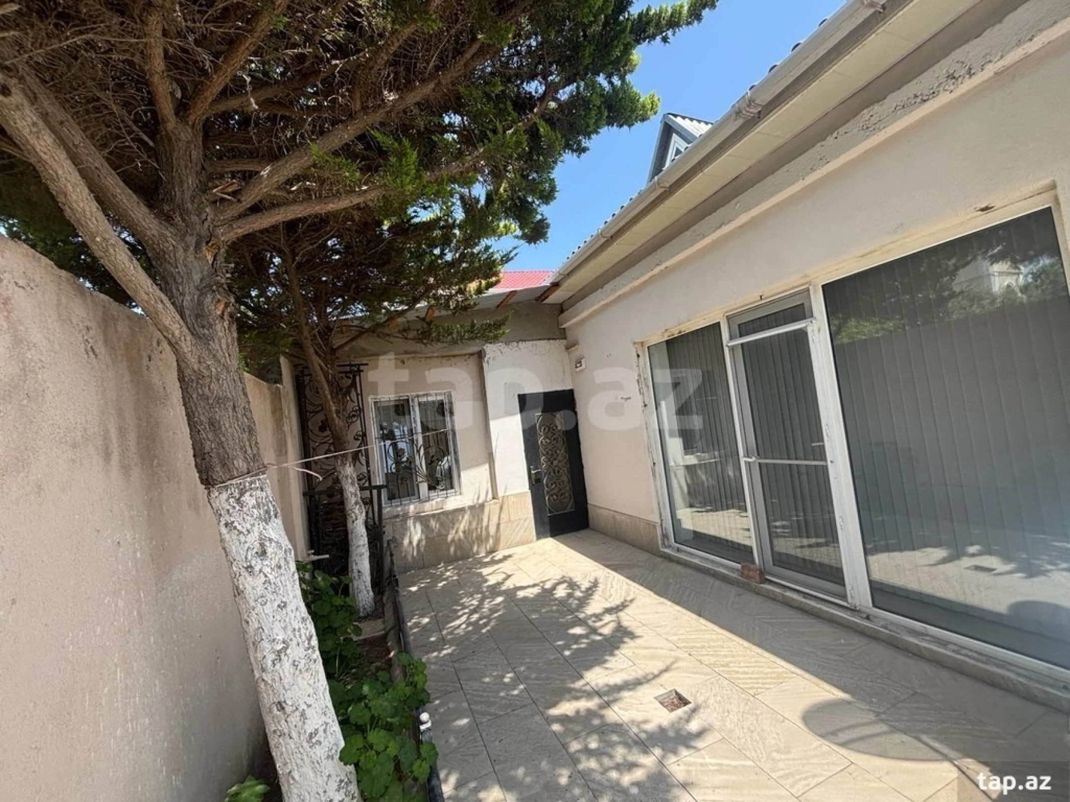 Satılır 4 otaqlı həyət evi