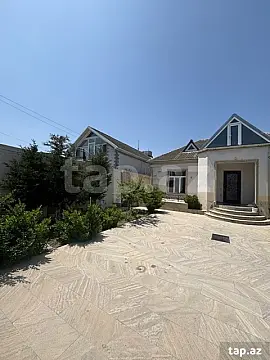 Satılır 4 otaqlı həyət evi — Bakı 4 otaq