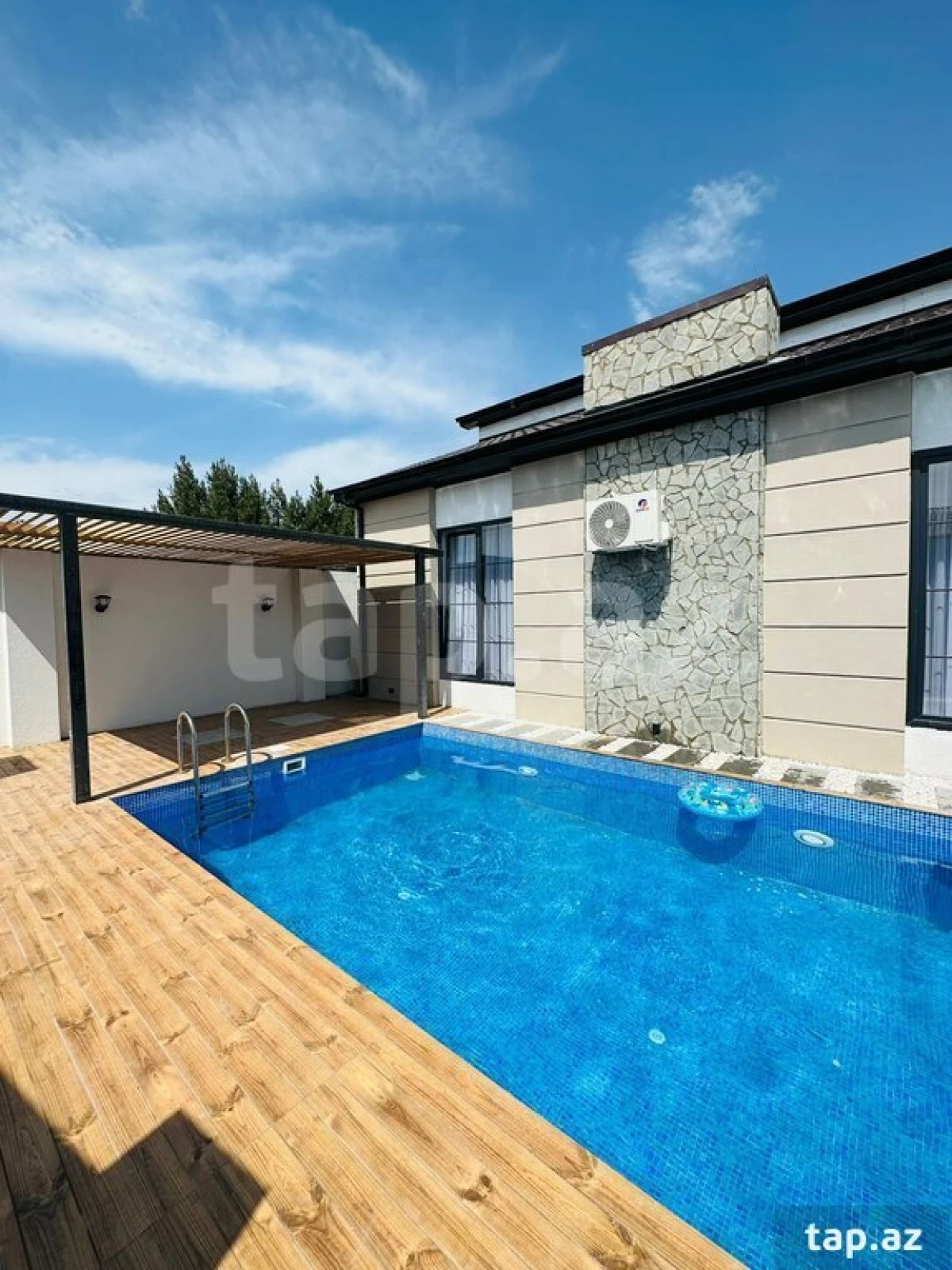 Kirayə verilir 4 otaqlı həyət evi 150 m²