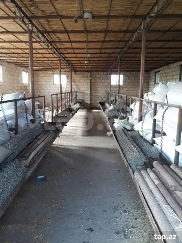 Satılır 1 otaqlı həyət evi 80 m²