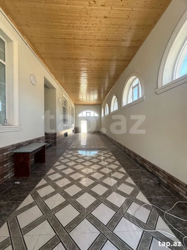 Satılır 4 otaqlı həyət evi
