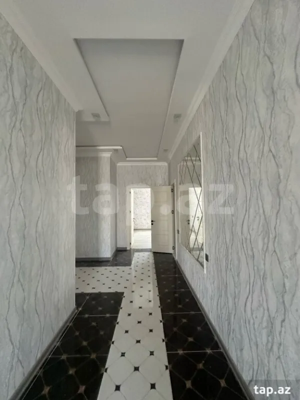 Satılır 4 otaqlı həyət evi