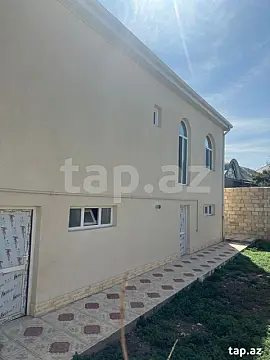 Satılır 4 otaqlı həyət evi