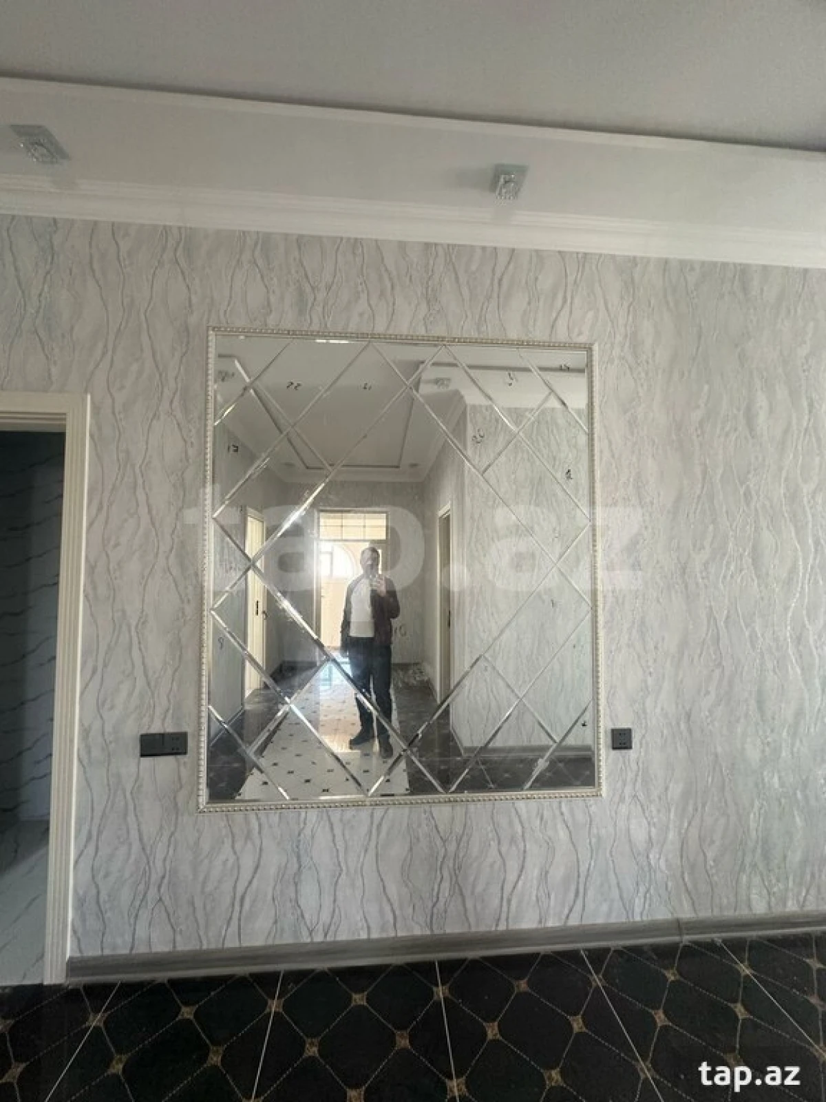 Satılır 4 otaqlı həyət evi