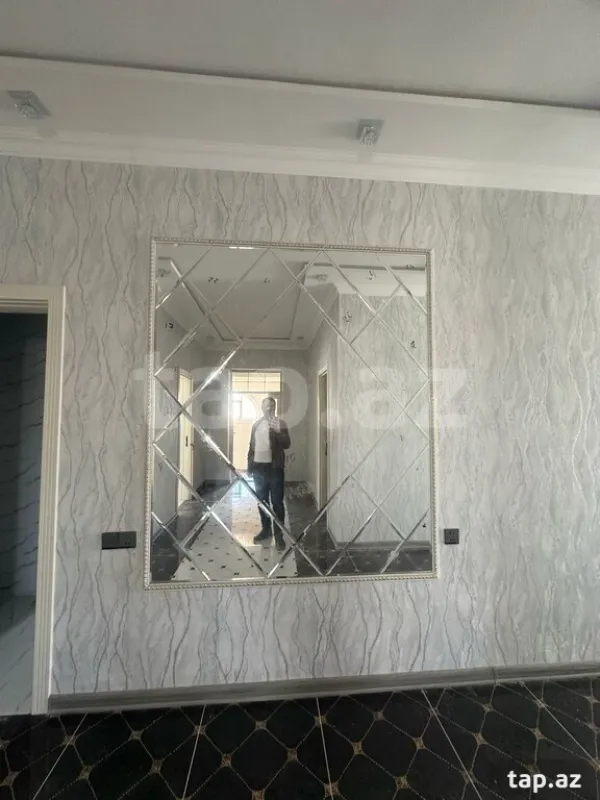 Satılır 4 otaqlı həyət evi