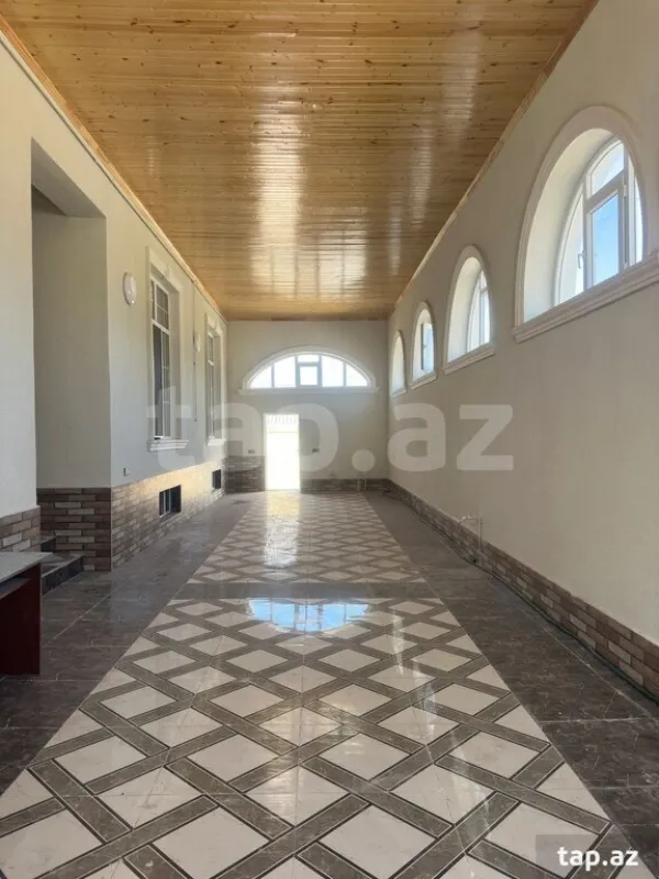 Satılır 4 otaqlı həyət evi