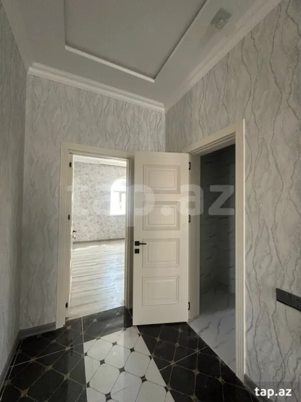 Satılır 4 otaqlı həyət evi